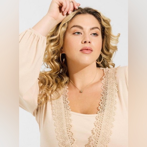 Torrid Super Soft Rib V-Neck Lace Trim Tie Front Long Sleeve Top Size 4x NWT - Picture 3 of 8
